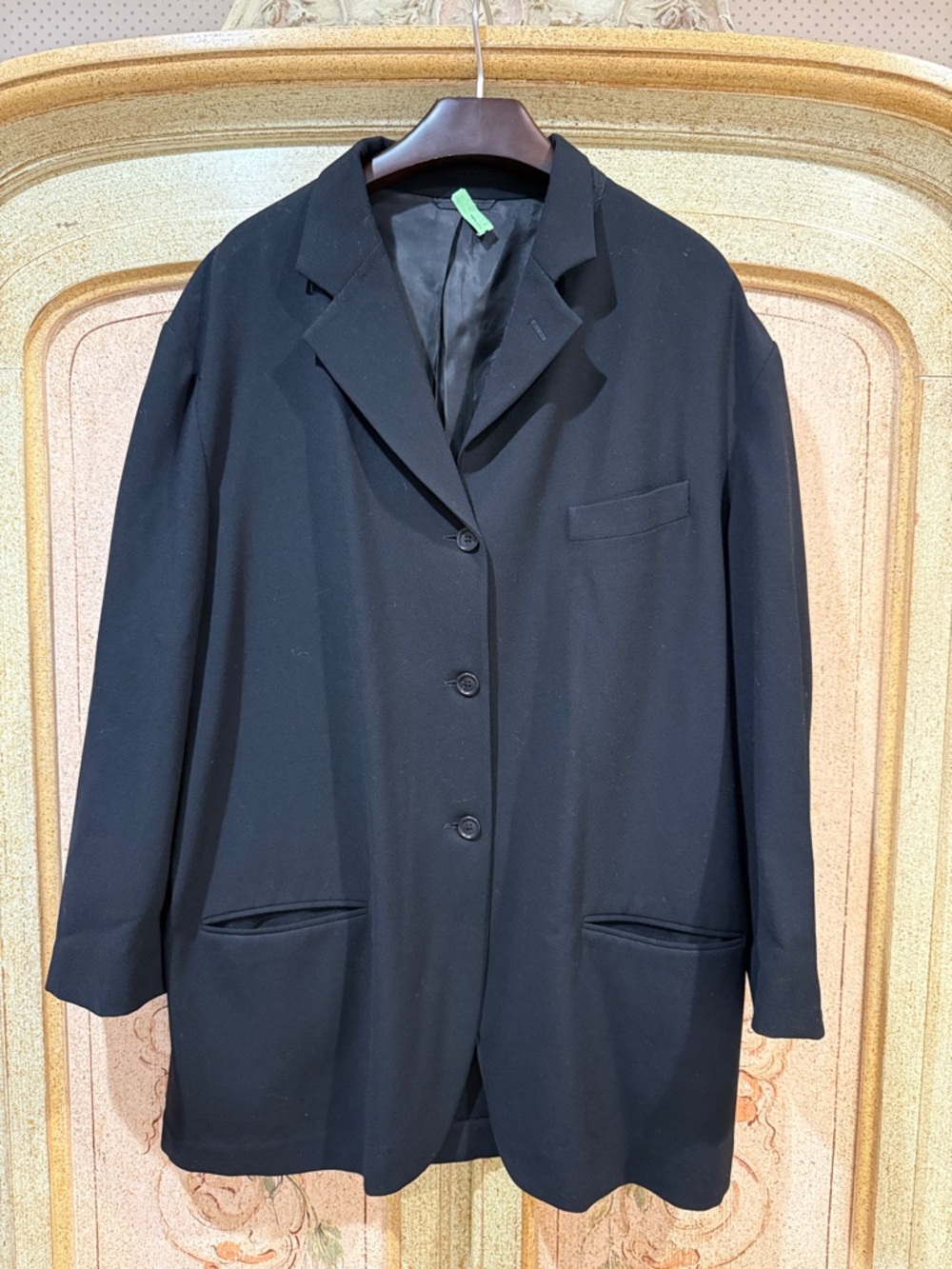 Romeo Gigli  vintage 3 button oversized blazer made in Italy minimalist 90’s